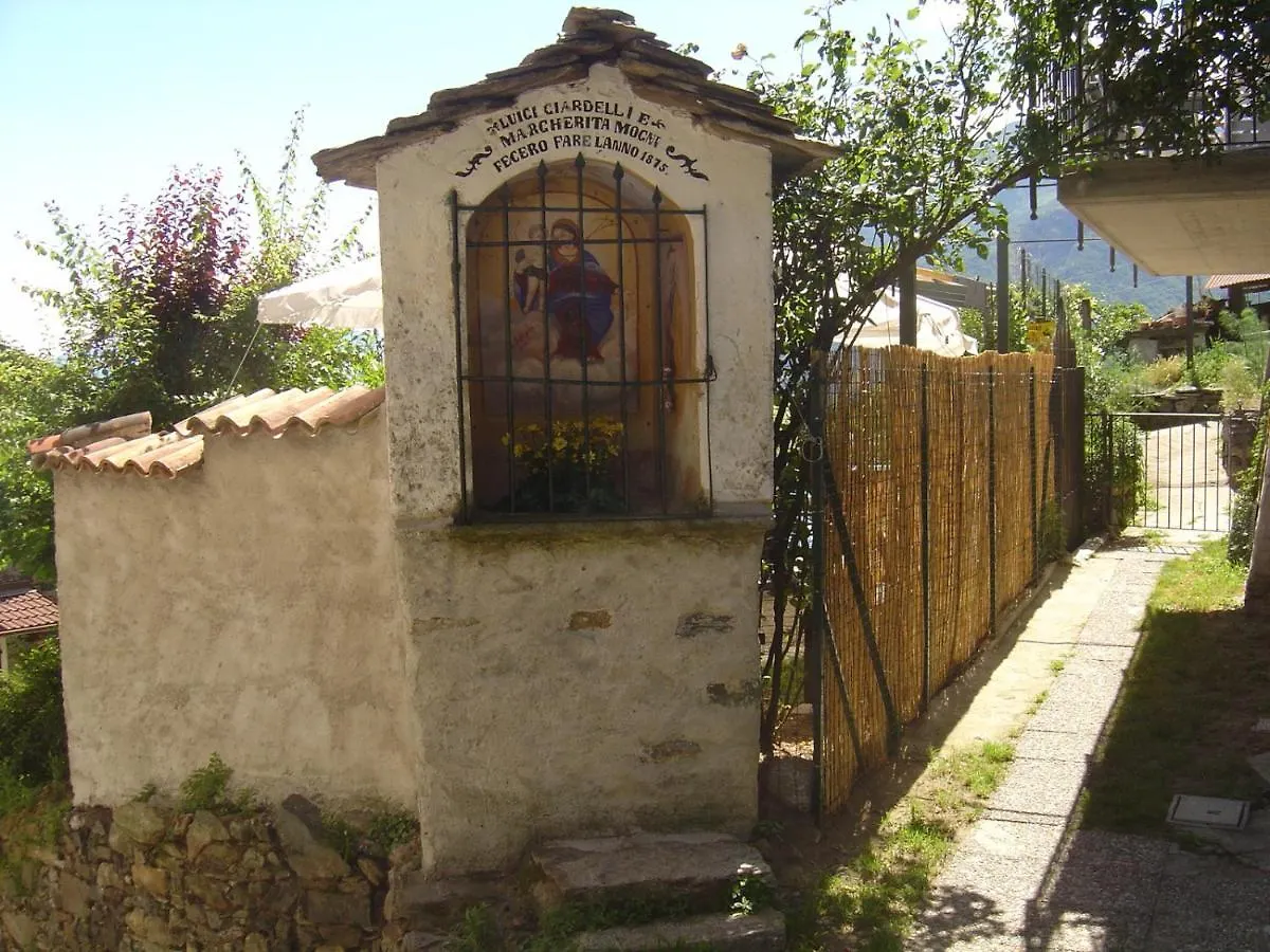 Rosato Villa Gravedona 0*,  Italy